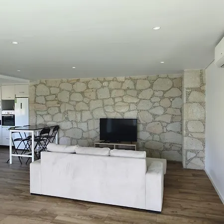 Casa Do Pontizela カミーニャ